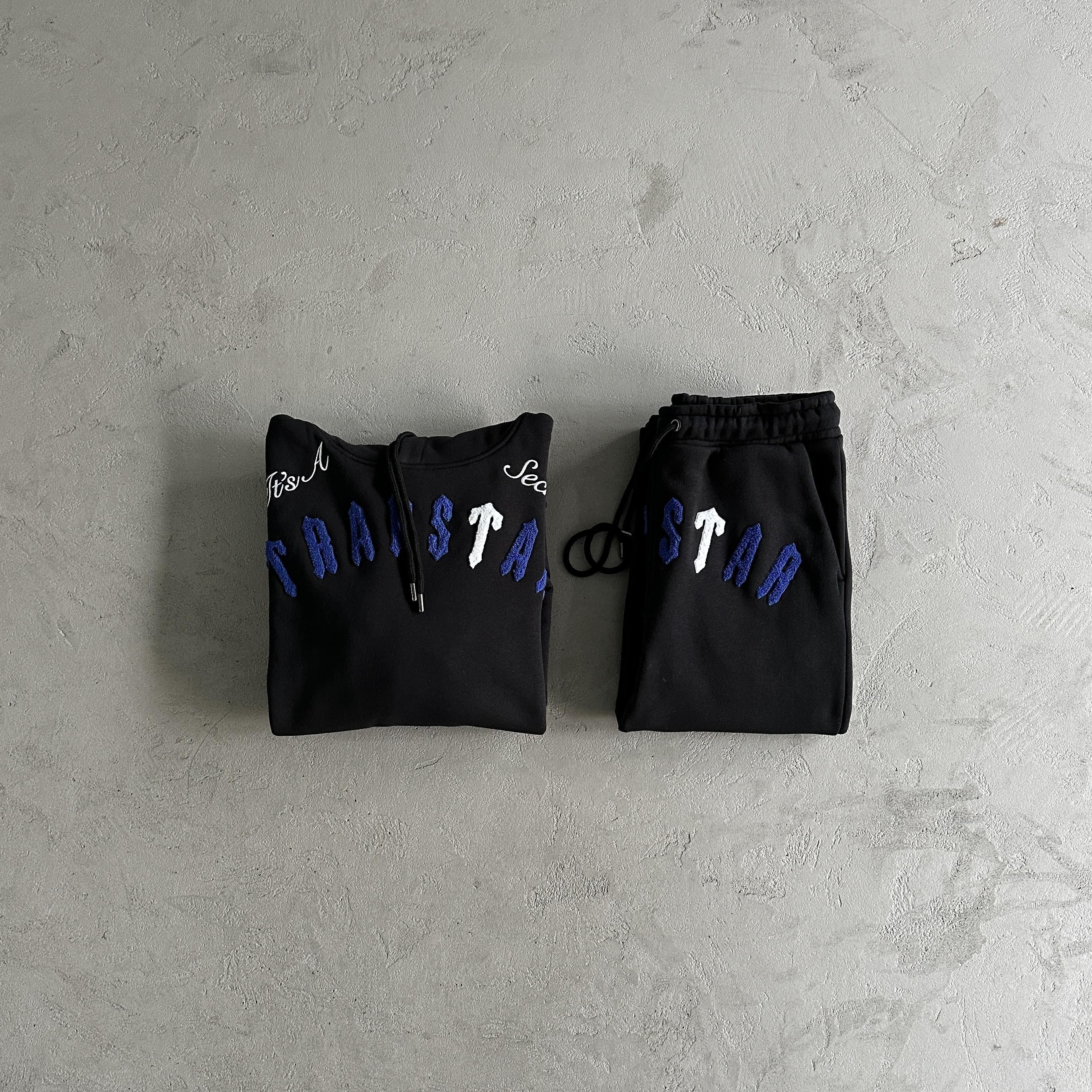 Trapstar Tracksuit Its a Secret